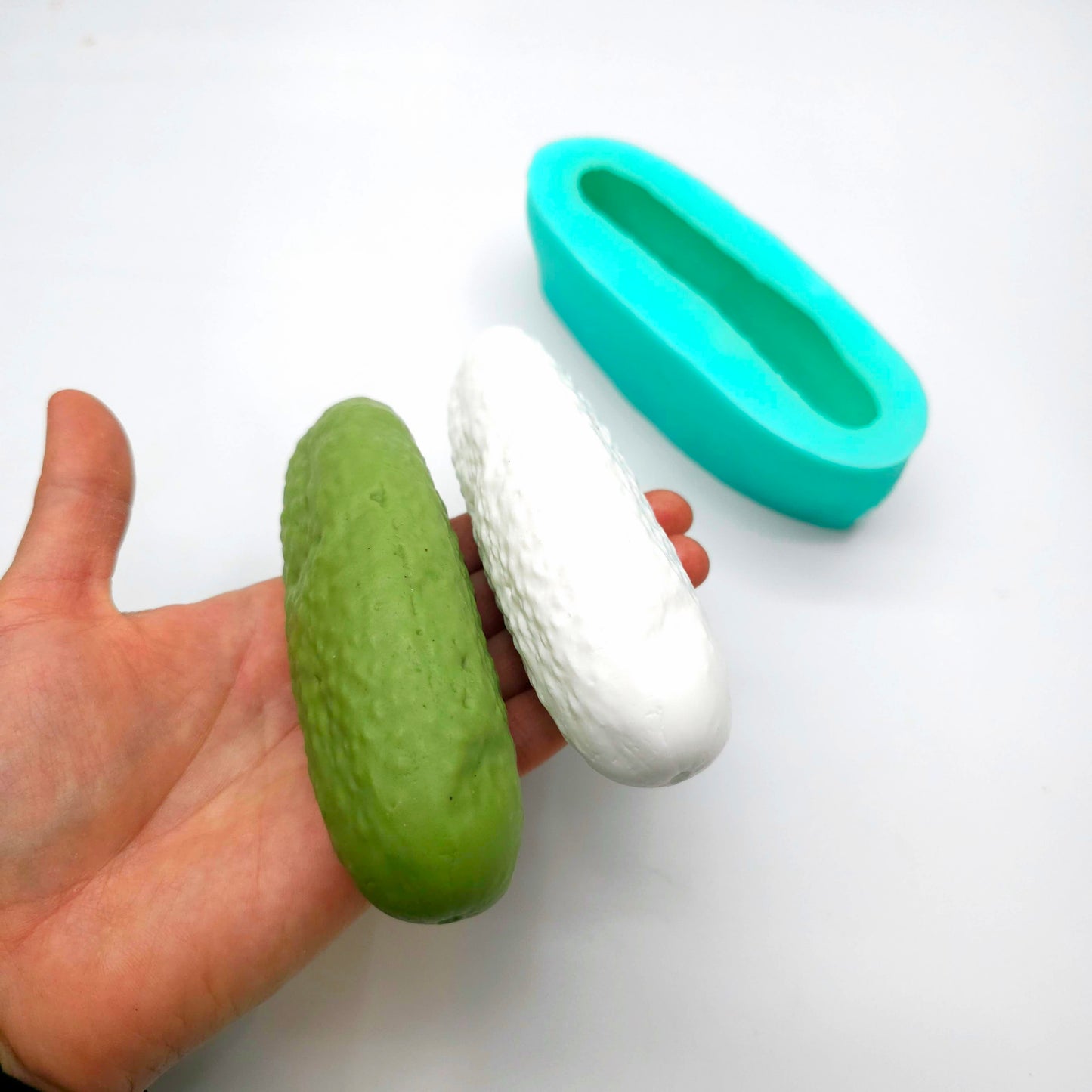 Pickle jumbo size 4.8 in long pickle cucumber Silicone Mold Wax mold Resin mold Soap mold Realistic Flexible mold dill pickle NT053