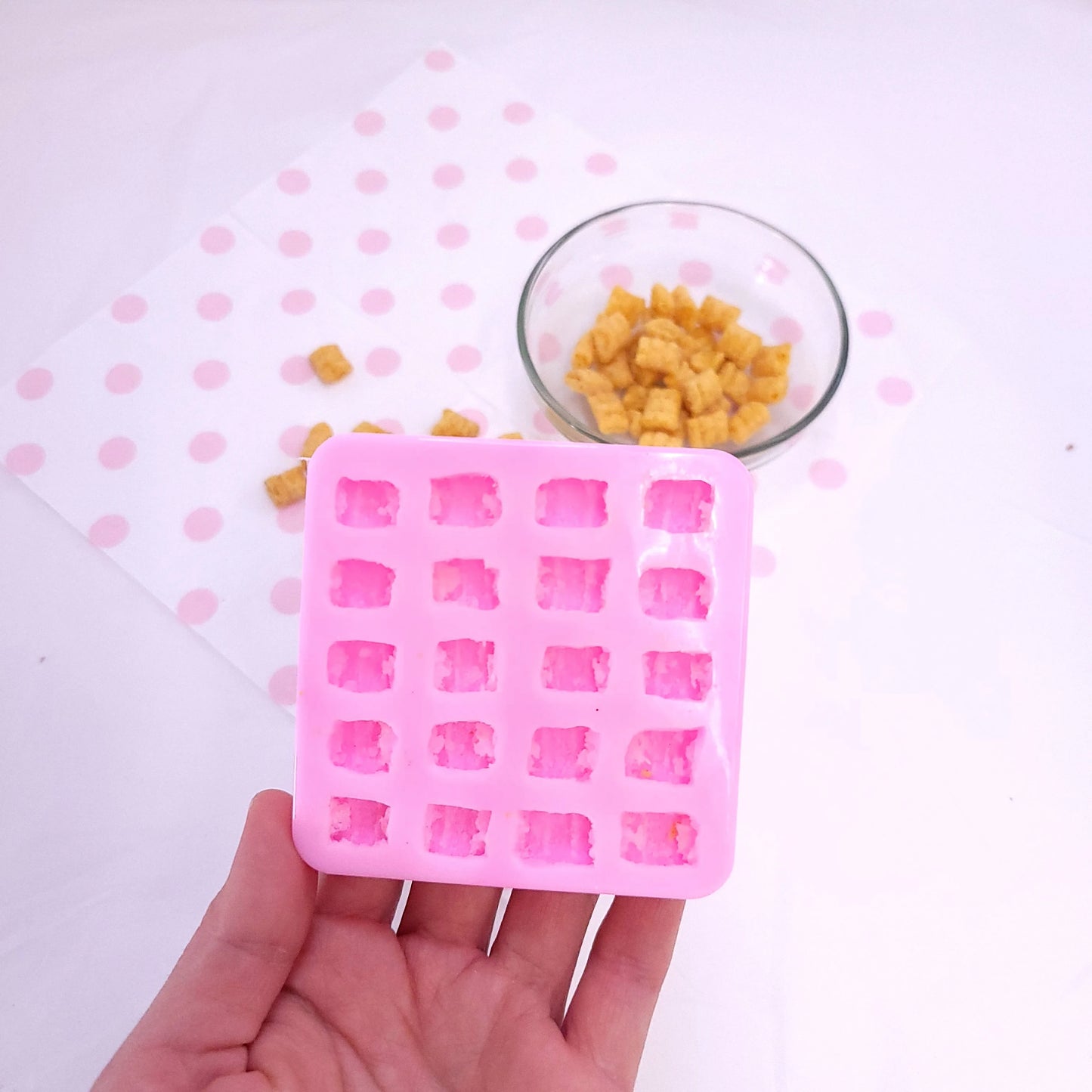 Colorful Cereal crunch berries 12 cavities cereal mold Soap Candle Mold for Wax Mold for Resin