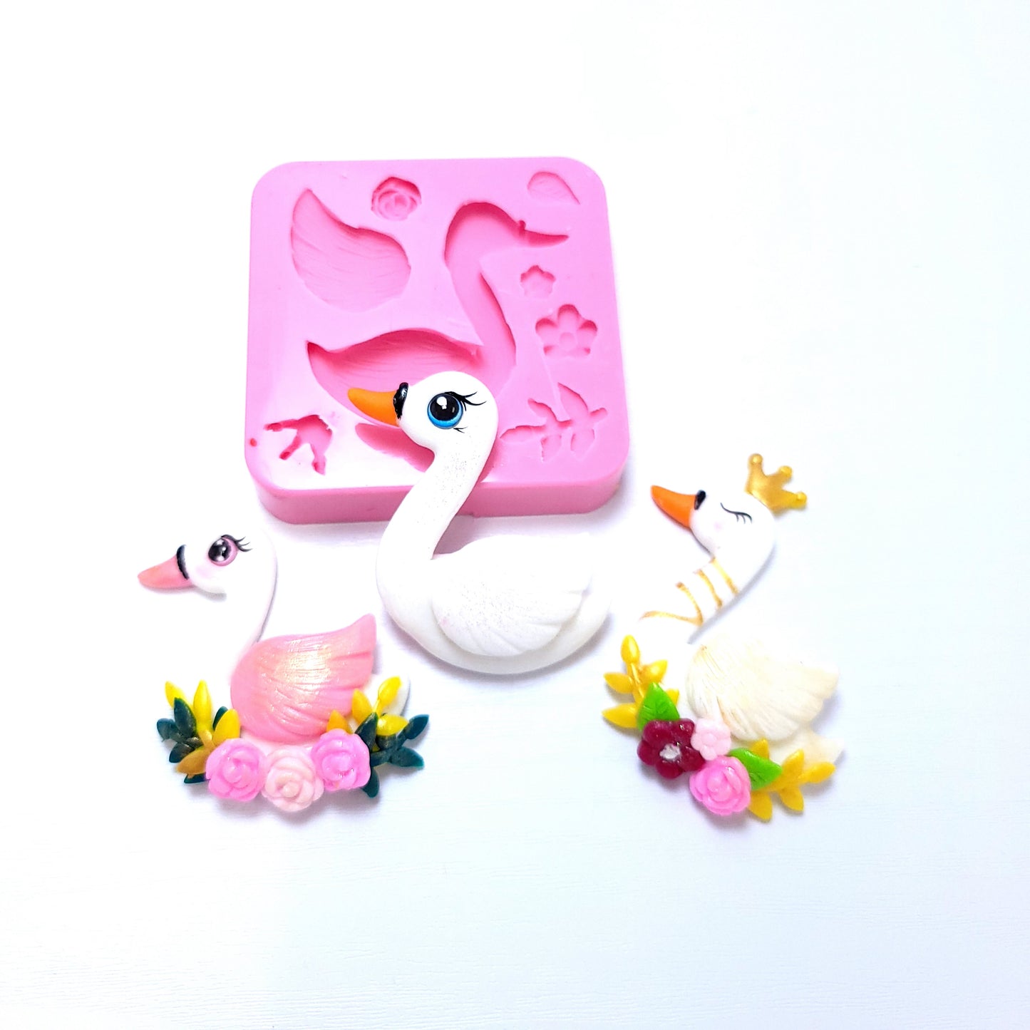 Queen Swan Silicone Mold for Cake Decorating Miniatures Resin Clay Fondant Crafts