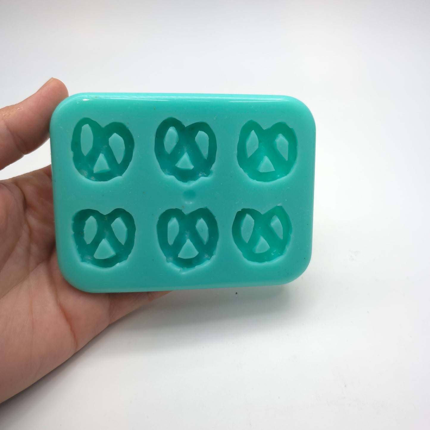Mini pretzel Silicone mold Versatile Silicone Mold For Edible Crafts, Resin, Clay, Wax, Pet Treats & More candle embeds molds NT060