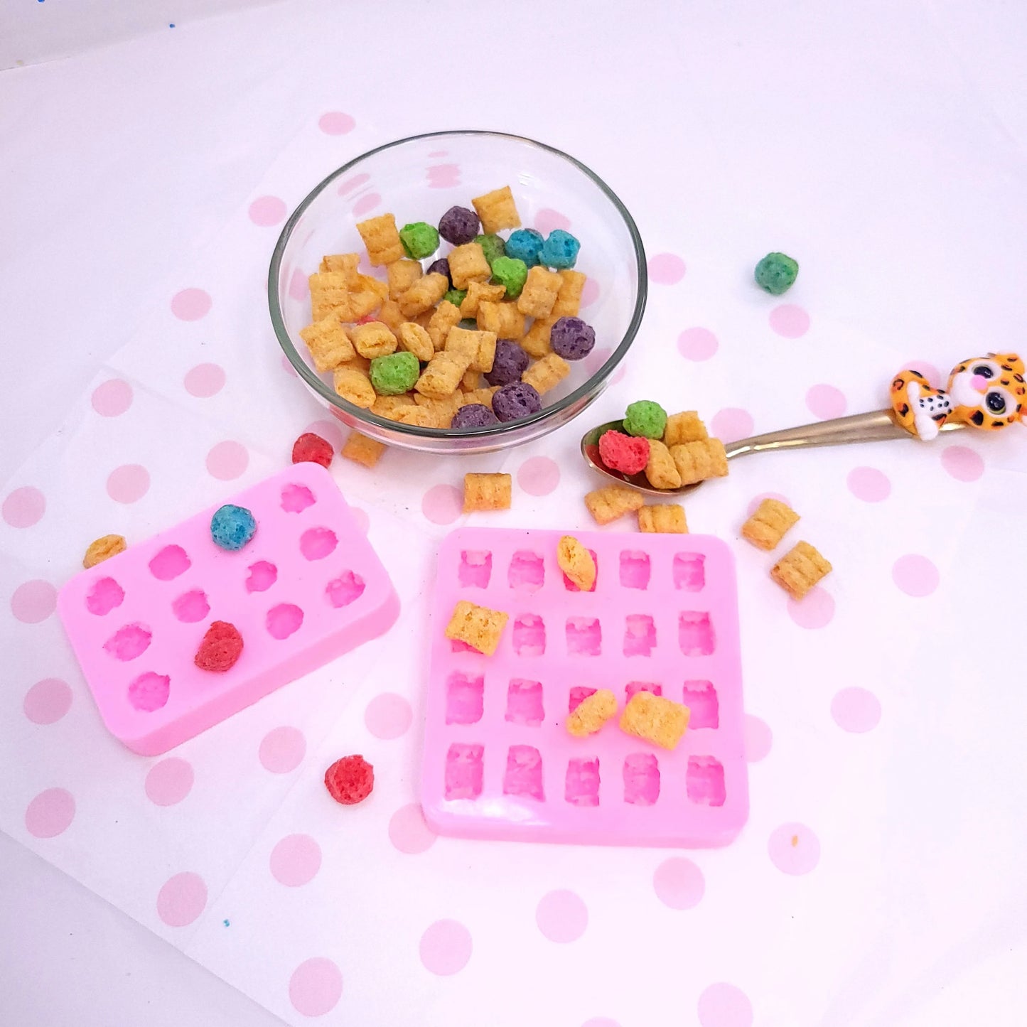 Colorful Cereal crunch berries 12 cavities cereal mold Soap Candle Mold for Wax Mold for Resin