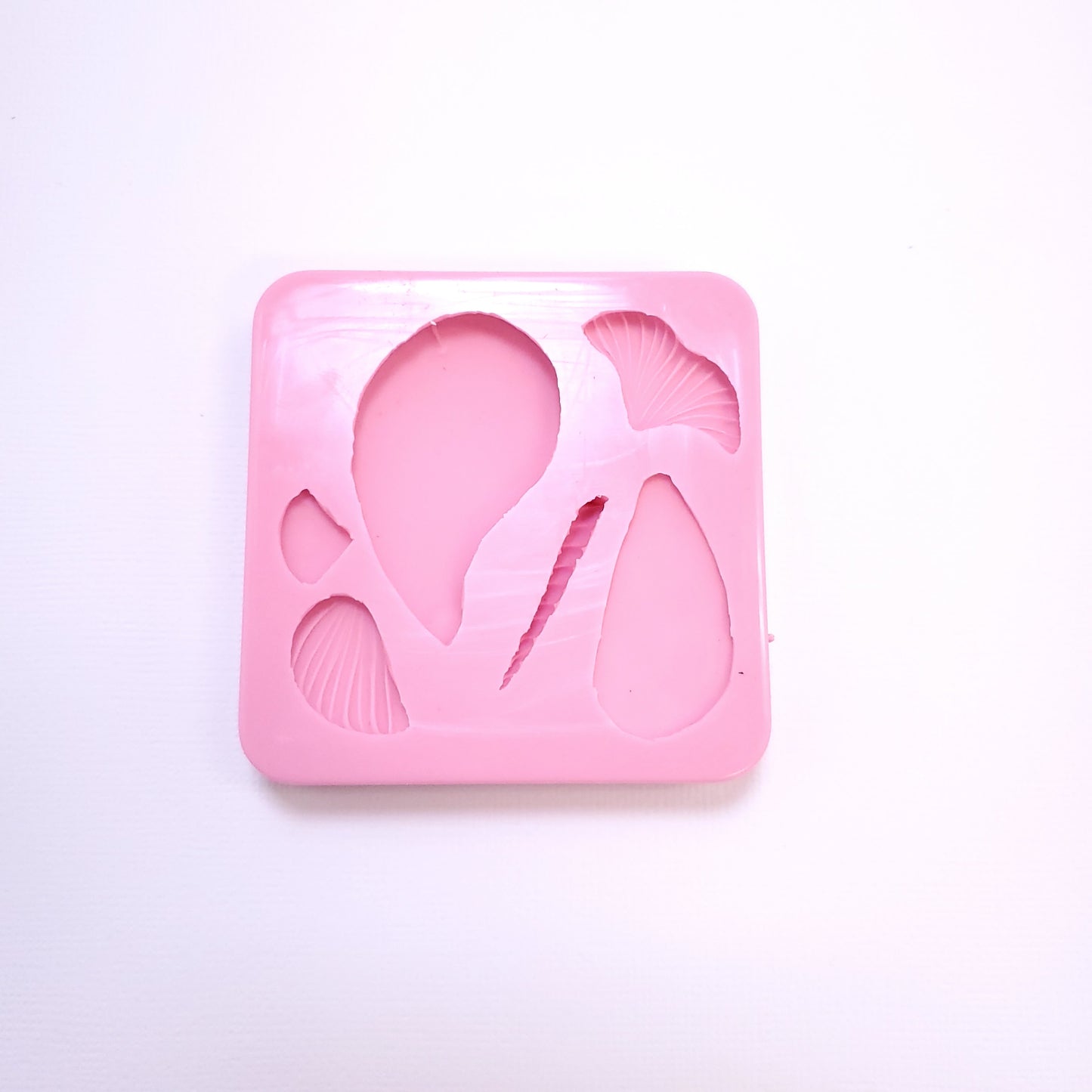 Cute Narwhal Whale Silicone Mold for Fondant, Resin, Clay & Mini Crafts