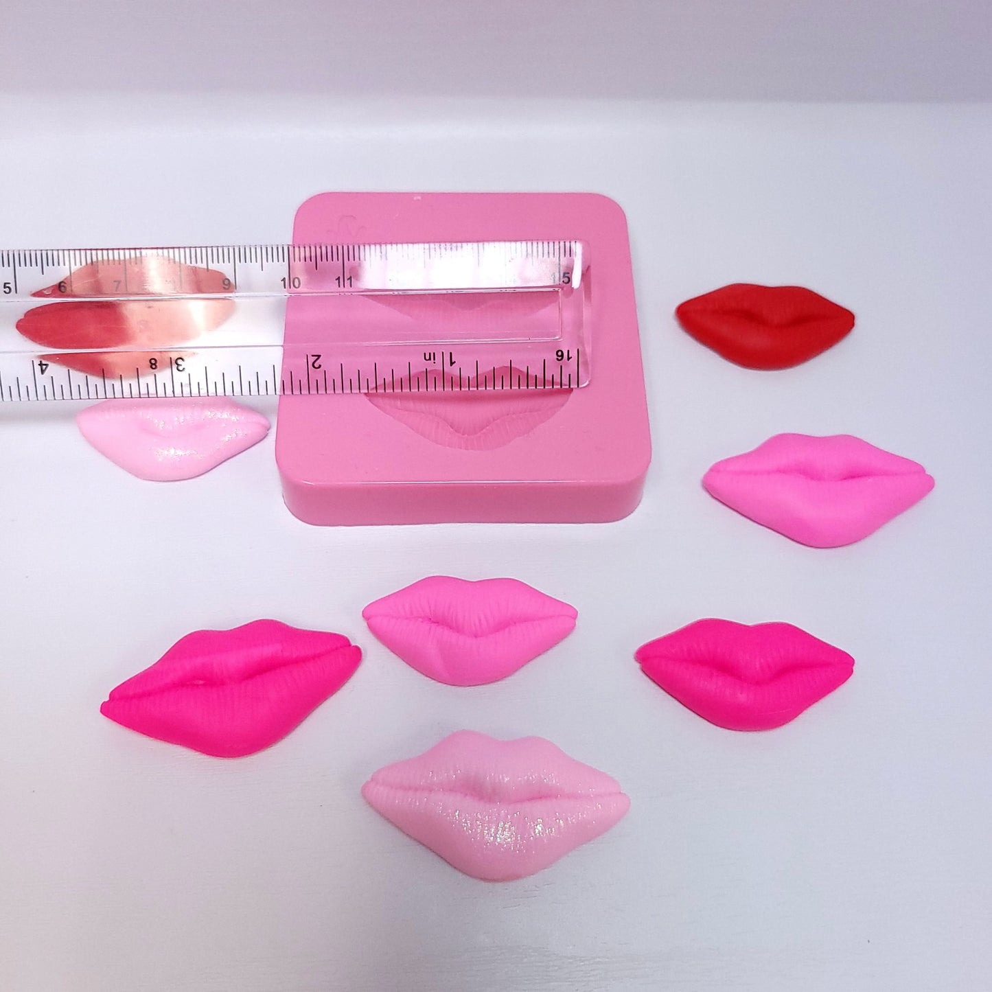 Lips Kiss Silicone Mold Mini Candy Fondant Resin Polymer Clay