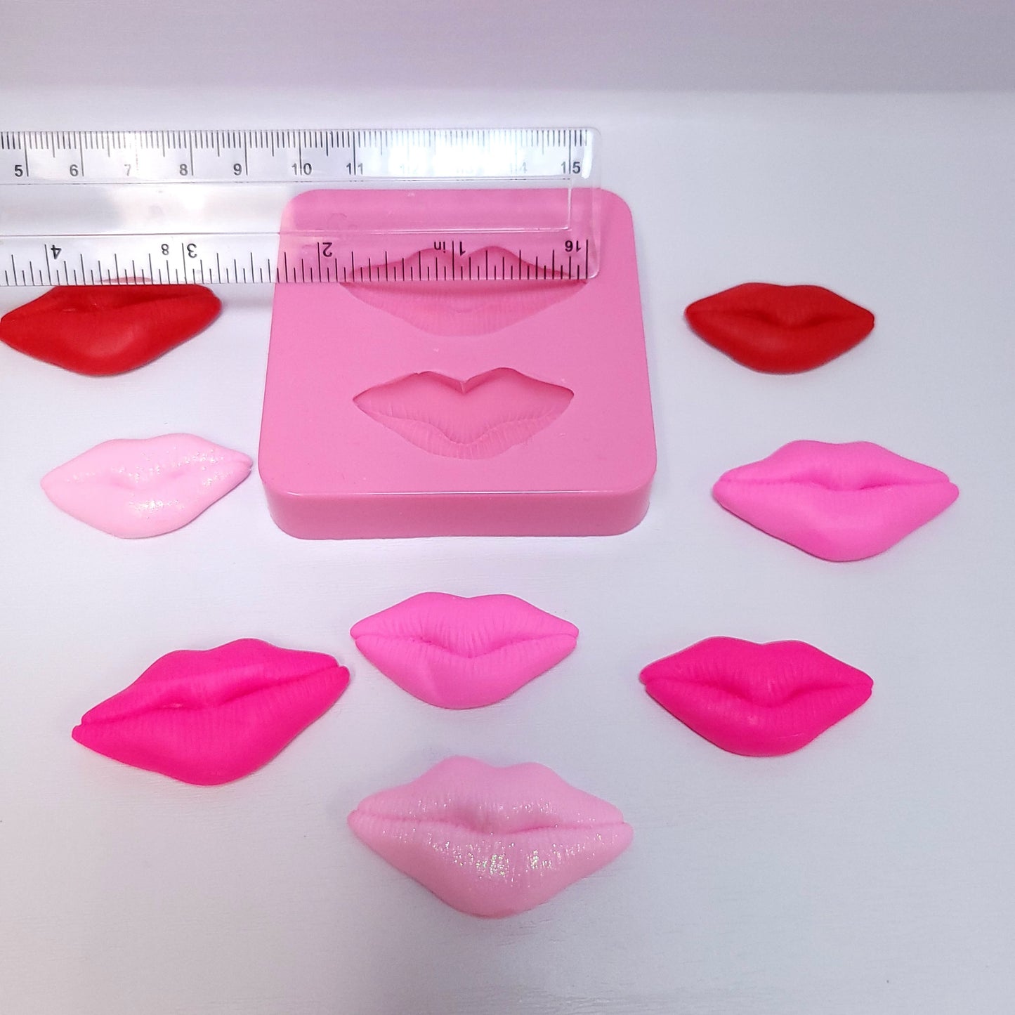 Lips Kiss Silicone Mold Mini Candy Fondant Resin Polymer Clay