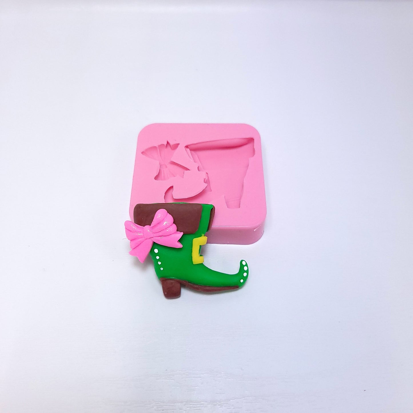 Leprechaun Shoe St Patrick Silicone Mold Mini Boot for Resin Fondant Clay