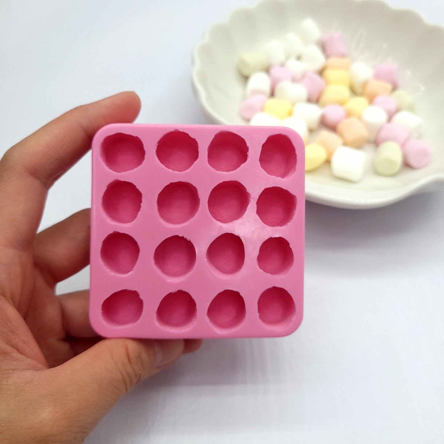 Mini Marshmallow Silicone Mold 16 cavities Wax mold Resin mold Soap mold Realistic Marshmallow Flexible mold NC039