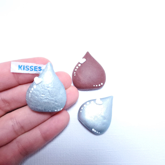 Kisses Chocolate Heart Multi Project Silicone Mold for Valentines Cake Resin Clay Crafts